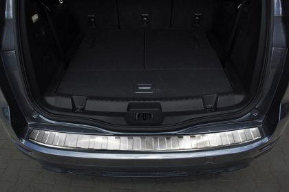Nerezová ochranná lišta zadního nárazníku Ford S-MAX II 15-16