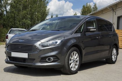 Nerezová ochranná lišta zadního nárazníku Ford S-MAX II 15-16