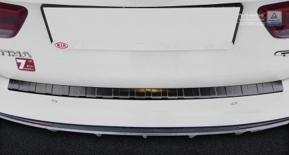 Nerezová ochranná lišta zadního nárazníku Kia Optima IV Sedan 16- grafitová