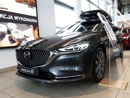 Nerezová ochranná lišta zadního nárazníku Mazda 6 Kombi 12-16 karbonová