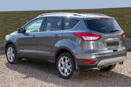 Nerezová ochranná lišta zadního nárazníku Ford Kuga II 13- vysoky lesk