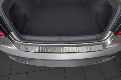 Nerezová ochranná lišta zadního nárazníku VW PASSAT B8 Sedan 2014-