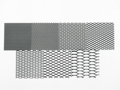 Hliníková mřížka tahokov stříbrná 1000x250 28x8mm