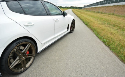 Prahové lišty KIA STINGER GT 17- carbon look