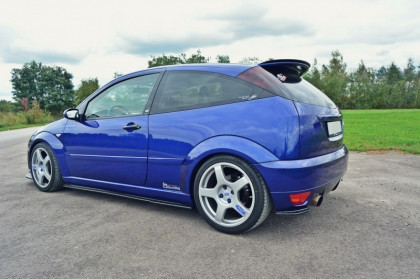 Boční prahy FORD FOCUS mk1 RS 02-03 carbon look