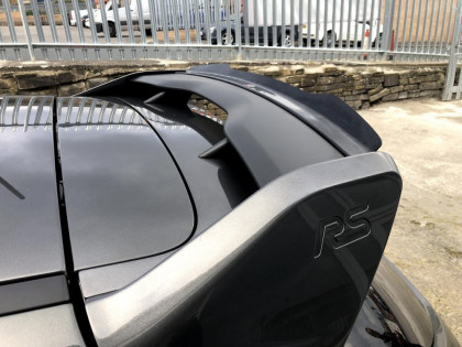 Střešní spoiler Maxton v.2 Ford Focus MK3 RS carbon look