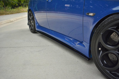 Prahové lišty ALFA ROMEO 156 GTA  černý lesklý plast