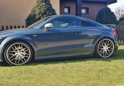 Prahové lišty Audi TT S / TT S-Line 8J  černý lesklý plast