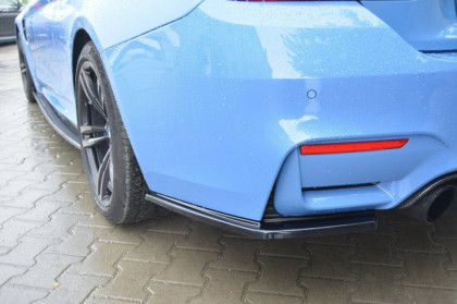 Splittery zadní boční BMW M4 F82 2014- černý lesklý plast