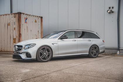Prahové lišty Mercedes-Benz E63 AMG kombi S213 carbon look