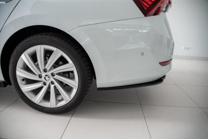 Spoiler zadního nárazníku Škoda Octavia Mk4 carbon look