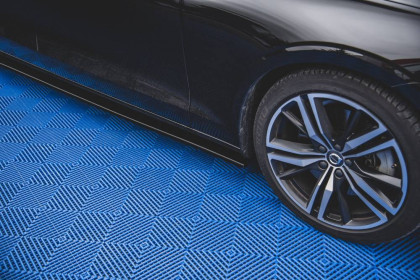 Prahové lišty V.2 Volvo S60 R-Design Mk3 černý lesklý plast