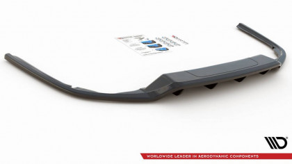 Spoiler zadního nárazníku Volkswagen Passat B8 se žebry carbon look