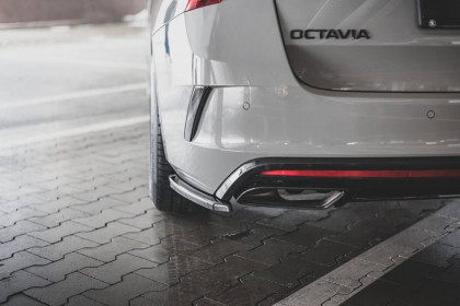 Splittery zadní boční V.1 Škoda Octavia RS Mk4 černý lesklý plast