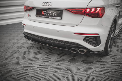 Spoiler zadního nárazníku Audi S3 8Y černý lesklý plast