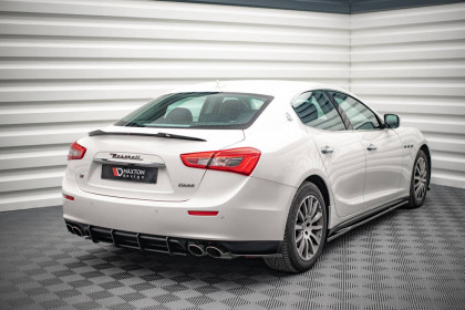 Splittery zadní boční Maserati Ghibli Mk3 černý lesklý plast