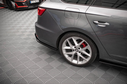 Splittery zadní boční V.2 Seat Leon FR Sportstourer Mk3 černý lesklý plast