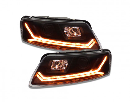 Přední světla s LED denními světly, LED dynamickým blinkrem AUDI A6 C6 4F 04-09 xenon černá
