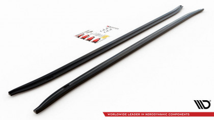 Prahové lišty BMW 7 M-Pack F01 černý lesklý plast