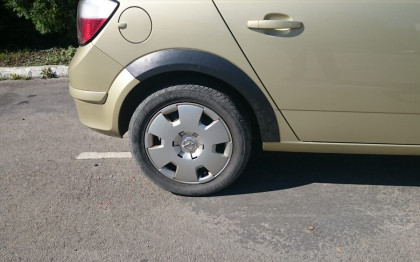 Plastové lemy blatníků Opel Astra H 4/5dv. 2004-2014 4ks