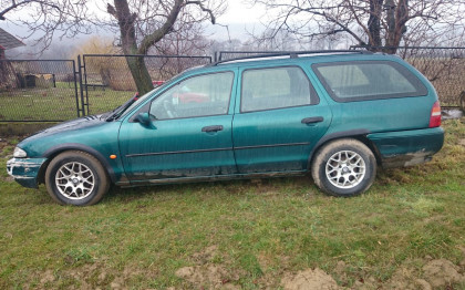 Plastové lemy blatníků Ford Mondeo MK I kombi (1993-1996) 4ks