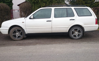 Plastové kryty prahů VW Golf III 5dv./kombi 1991-1999