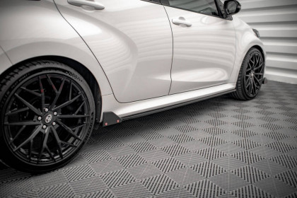 Prahové lišty V.1+ Flaps Toyota Yaris Mk4 carbon look
