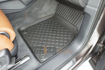Přesné plastové koberce, vaničky s vysokým okrajem - Audi Q7 15-