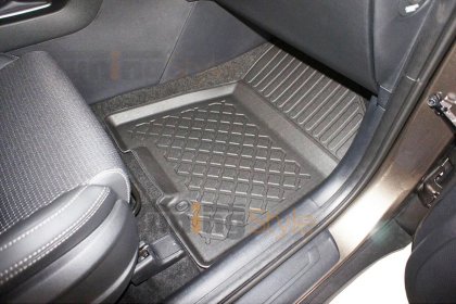 Přesné plastové koberce, vaničky s vysokým okrajem - Kia Sportage IV. 15-