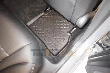 Přesné plastové koberce, vaničky s vysokým okrajem - Mercedes W205 T-model 14-