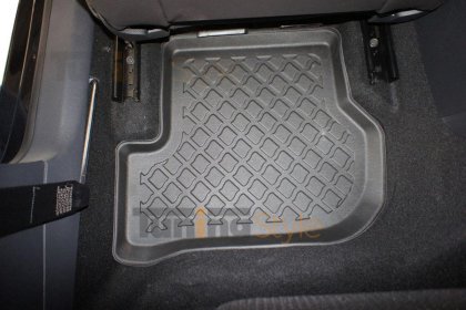 Přesné plastové koberce, vaničky s vysokým okrajem - VW Jetta 05-11