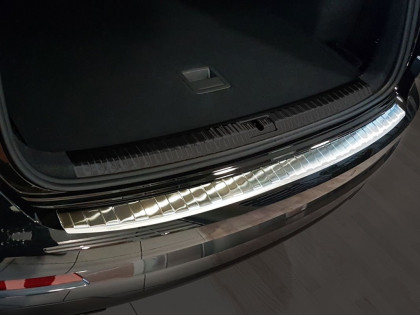 Nerezová ochranná lišta zadního nárazníku AUDI Q3 2018- stříbrná