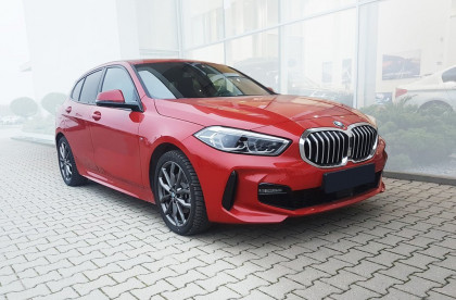 Nerezová ochranná lišta zadního nárazníku pro BMW  1 F40 M-paket 2019- stříbná 