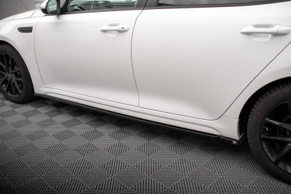 Prahové lišty Kia Optima Mk4 Facelift carbon look