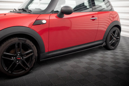 Prahové lišty Mini One R56 carbon look