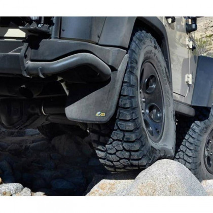 Splash guards for rear bumper AEV
