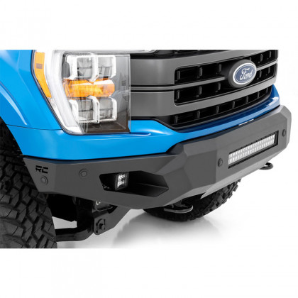 Front bumper with LED lights Rough Country