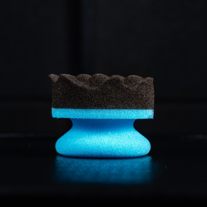 Měkký pěnový aplikátor na pneumatiky