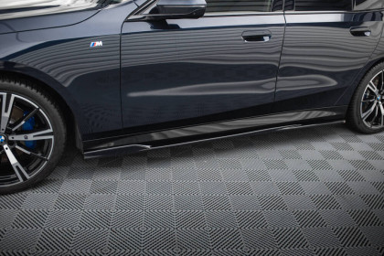 Prahové lišty V.1 BMW 5 M-Pack G60 černý lesklý plast