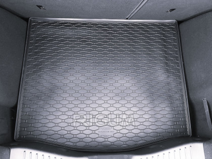 Gumová vana do kufru - FORD Focus Hatchback 2011- s dojezdovým kolem