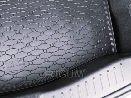 Gumová vana do kufru - FORD Focus Hatchback 2011- s dojezdovým kolem