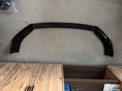 Spoiler pod přední nárazník pro AUDI RS3 8V FL 2017-2020 s TÜV