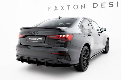 Spoiler zadního nárazníku Street pro Audi A3 Sedan 8Y černo červený