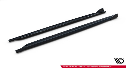 Prahové lišty V.2 Škoda Octavia RS Liftback / Combi Mk4 / Mk4 Facelift černý lesklý plast