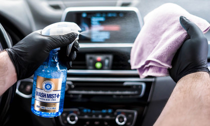 Soft99 - Wash Mist PLUS, univerzální čistič interiéru s ochrannou vrstvou, 300 ml