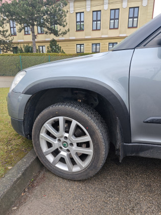 Plastové lemy blatníků Škoda Yeti (2009-2017) sada 4ks