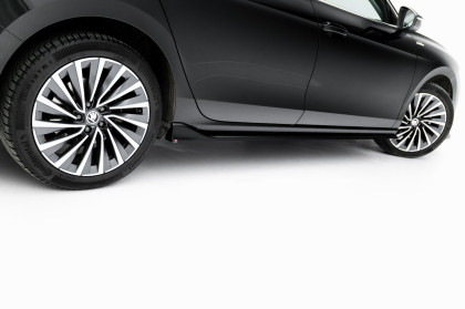 Prahové lišty V.2 Škoda Superb Mk4 černý lesklý plast