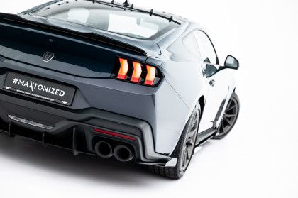 Spoiler zadního nárazníku Street pro Ford Mustang Dark Horse Mk7 černo červený