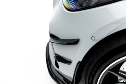 Přední přítlačná křidélka, canards Mercedes-AMG CLE 53 Aero C236