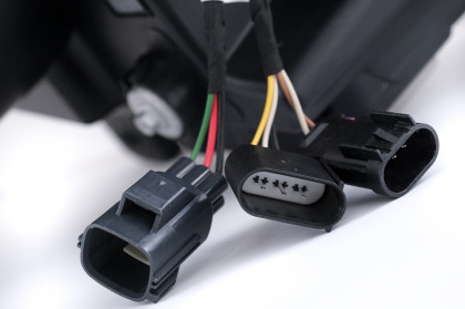 Přední světla s LED denními světly a dynamickým LED blinkrem pro Jeep Grand Cherokee IV WK2 (2011-2013) černá